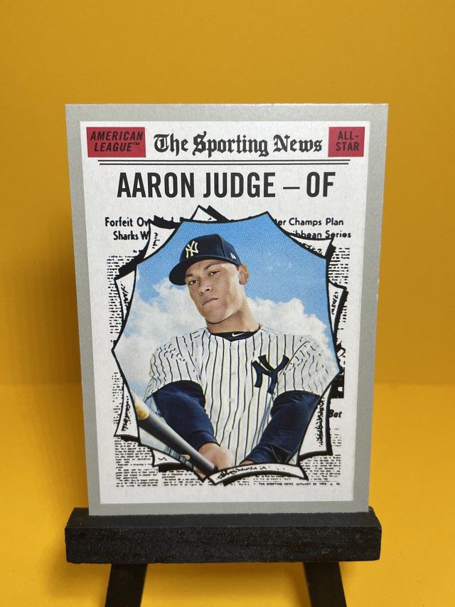 2019 Topps Sporting News Aaron Judge Insert New York Yankees Card #356 BL B0002 R03 A81