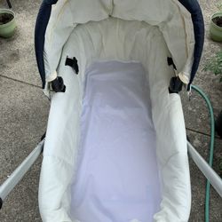 Brand Name “MUTSY” 3 in 1 stroller. Lightly used, in excellent condition! Custom made order! Parts made in Germany, assembled in USA, NJ. Has all orig