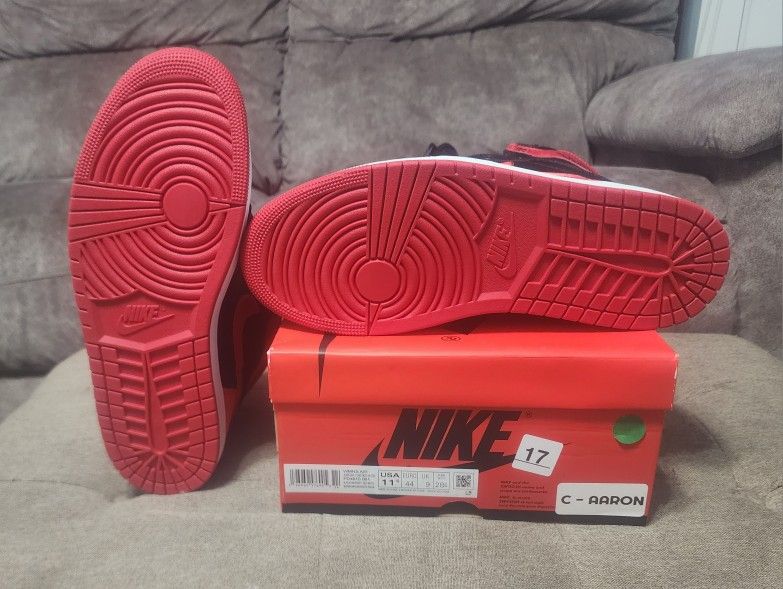 WMNS Air Jordan 1 Retro High OG Black University Red/White Size 11.5