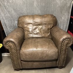 Lane genuine leather armchair / made in USA+Ottoman