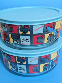 Set of 4 Hello Kitty Glass Pyrex Bowls like new