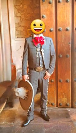 Charro Suit / Traje De Charro