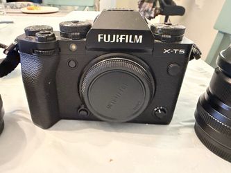 Fujifilm XT5 with Fujinon 23mm 2:0 and Fujinon 35mm 2:0