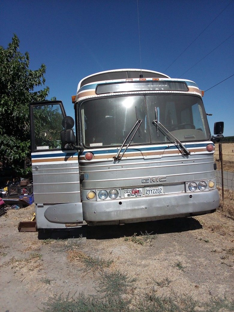 1974 Greyhound
