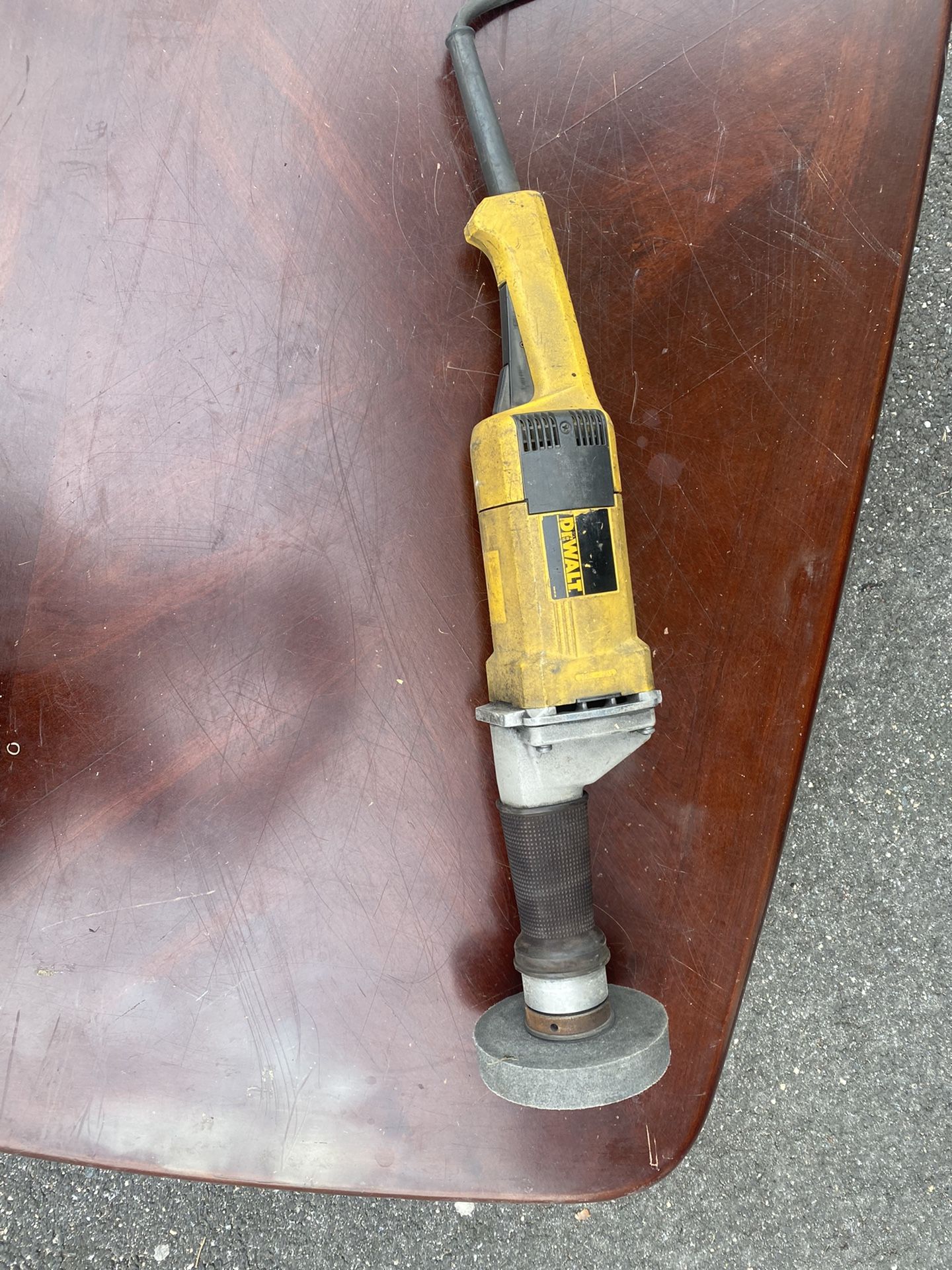 Dewalt 6 Inch Straight Grinder DW882