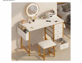 KAI-ROAD White Vanity Desk with Mirror and Light- Makeup Vanity Set Table with Chair, Storage, Lighted Mirror, 4 Large Fabric Drawers & Power Outlet, 