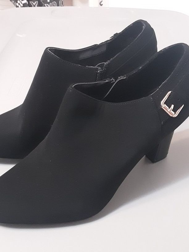 Impo Black Women's Shoes Ankle Bootie Size 8