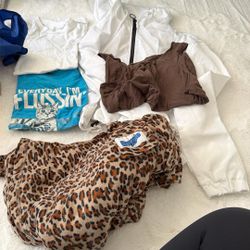 Free Leopard Snuggie And Clothes Free With Anything I Have Available 
