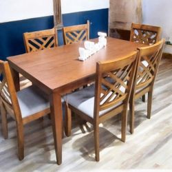 New 7 Piece Traditional Dining Set