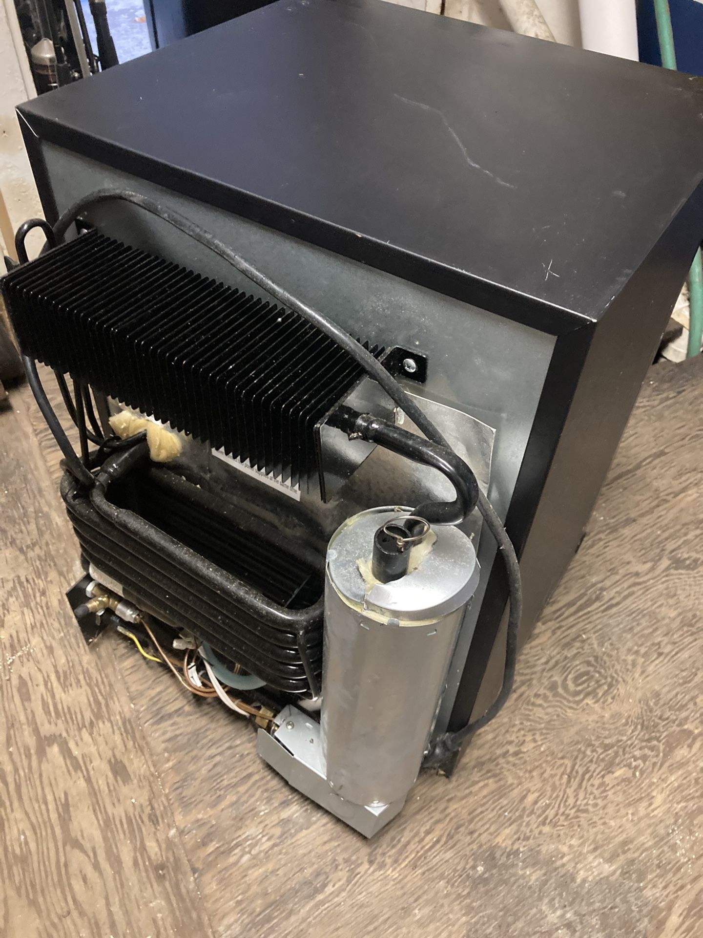 RV Fridge 3 Way Gas, 12V, 110