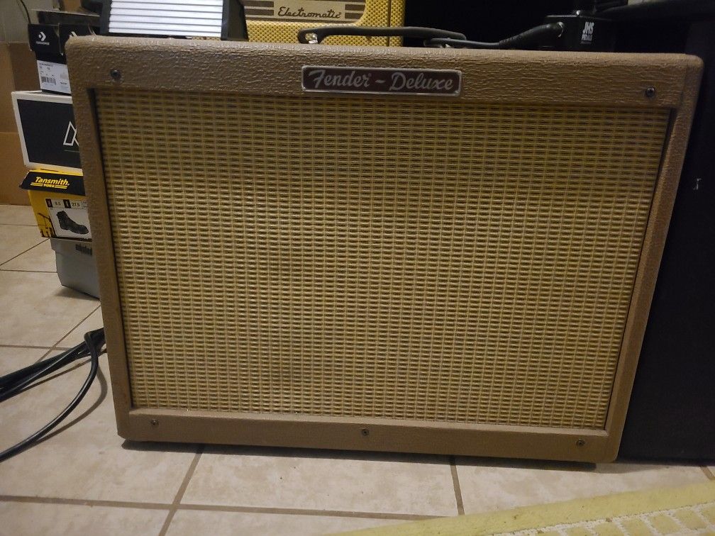 Fender Hot Rod Deluxe tube amp - Special Run w/Brown Tolex, Wheat Grillecloth