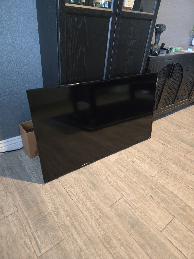 50" TV & 42" LG TV
