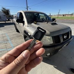 Llaves De Autos / Car keys And Remotes 