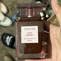 New Perfume $100 FIRM NO TRADES