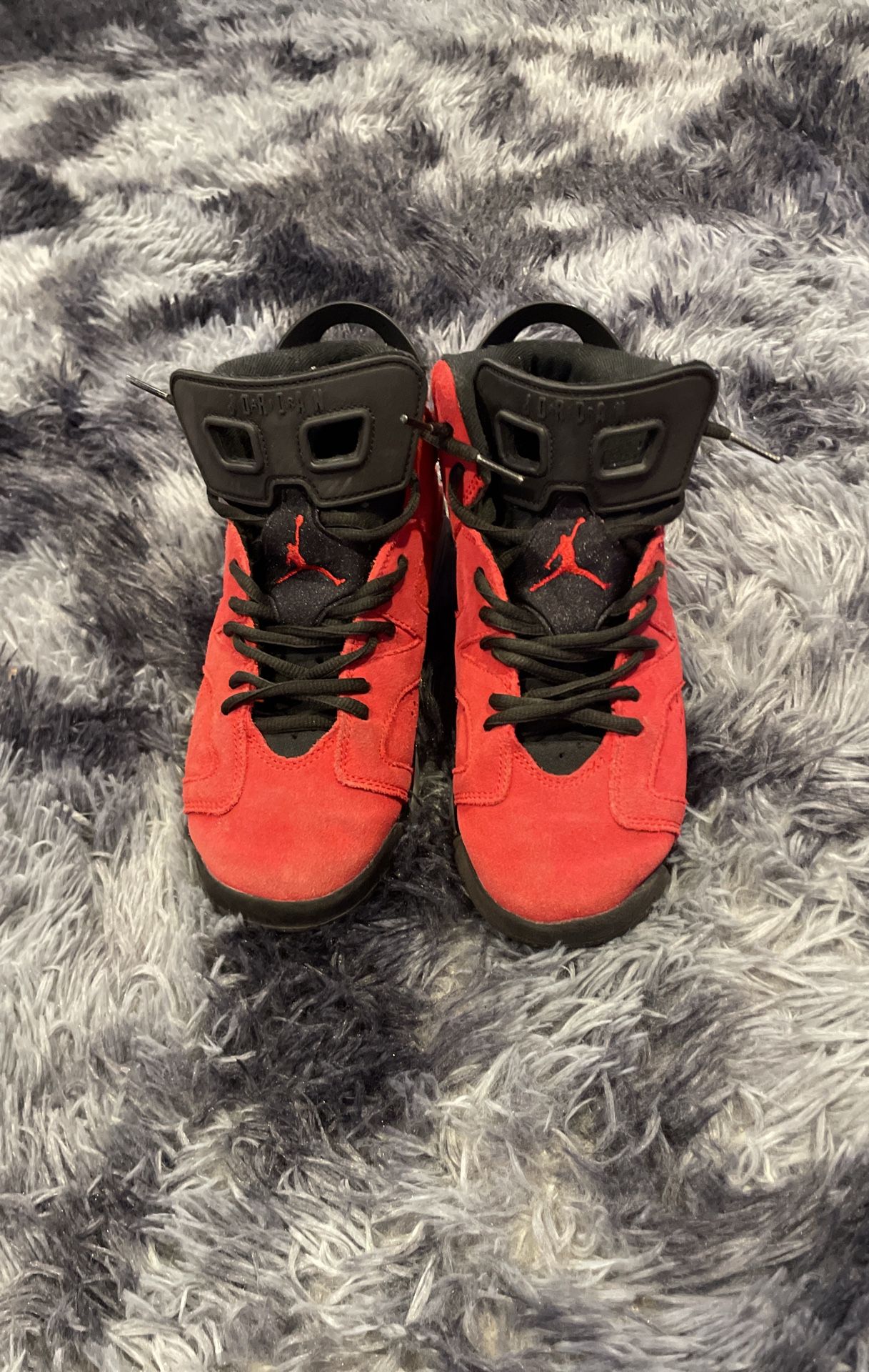 Jordan 6 Toro Brovos