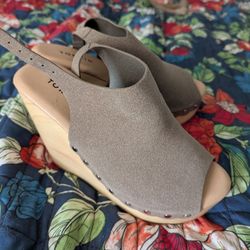 Torrid Wedges, SZ 9W