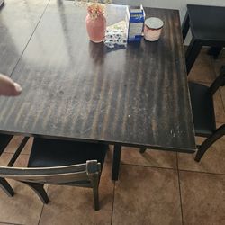 Dinning Table 
