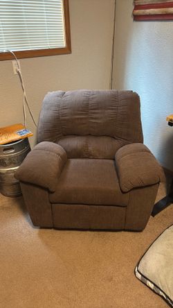 Overstuffed recliner