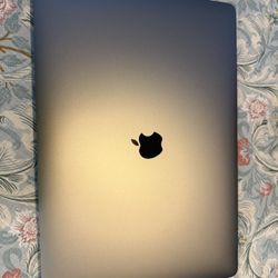 MacBook Pro 16-inch 2019 (with Touch Bar)