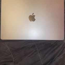 MacBook Air 15-inch, M3, 2024. With Working Charger