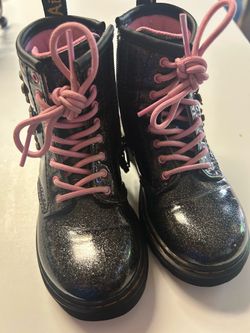 Toddler girl dr martens