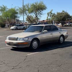 Lexus ls400