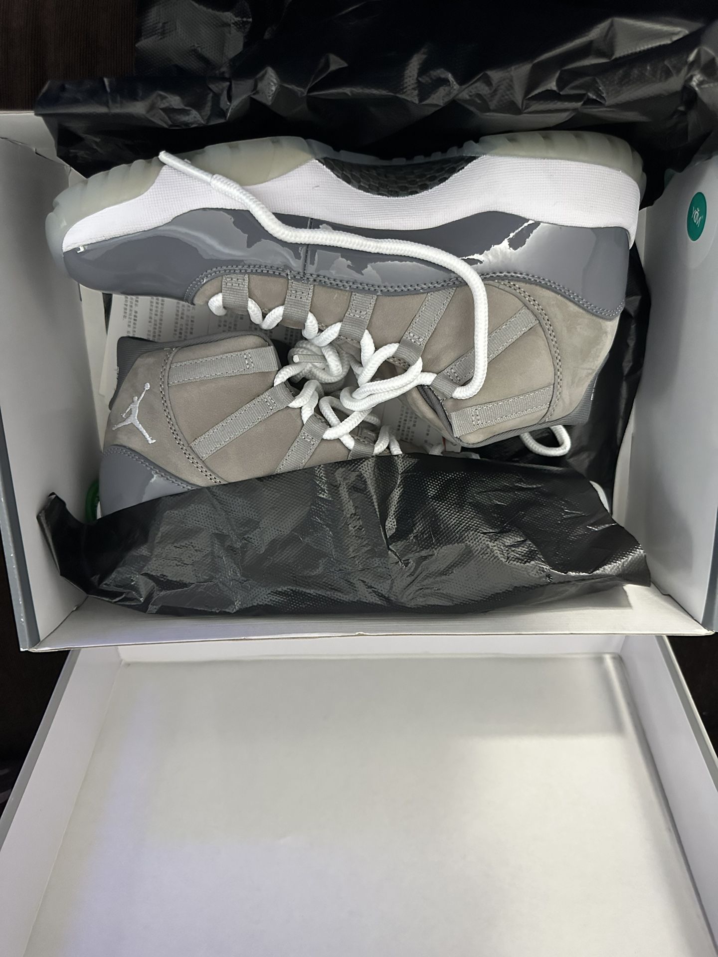 Jordan 11s Cool Grey Size 9.5