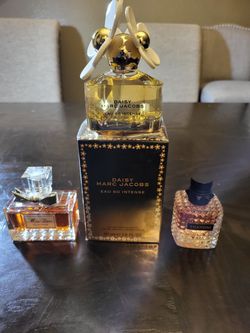  perfumes collections! Available for sale!
Prices Each $ All Authentic!
.  Thumbnail