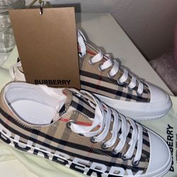 Burberry Women Shoes