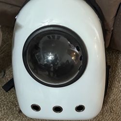 Pet carrier