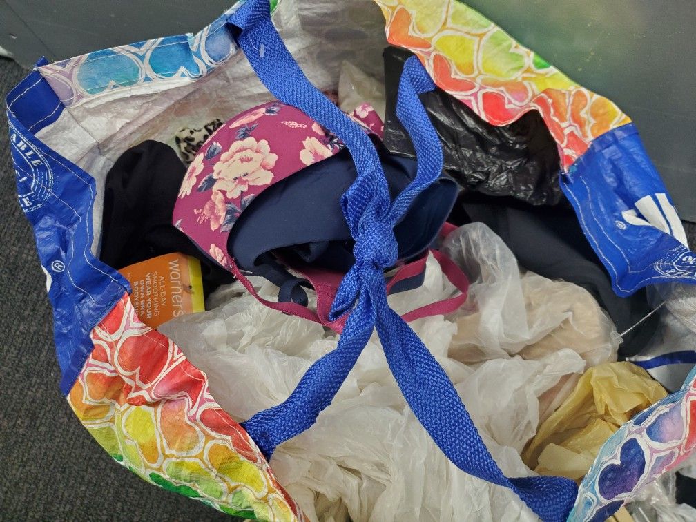 Beachwear, Bras