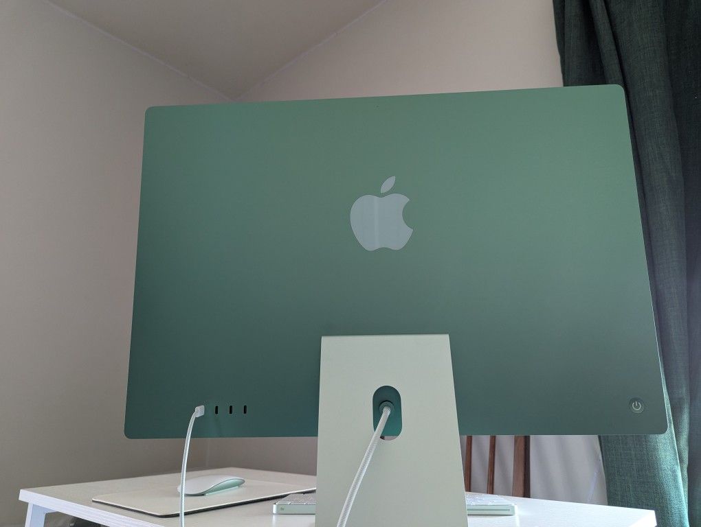 iMac M4 2024, 24" 10-Core GPU/CPU, 256GB, 16GB