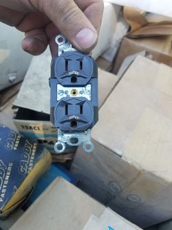 Standard and sideways receptacle