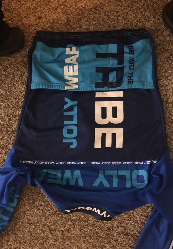 Jolly wear bicycle jacket inbox me asap