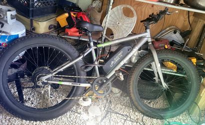 Custom Kawasaki Fat Tire 52volt  E-Bike Project - 26x4 Tires