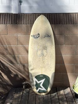 Surfboard 5’0 Aloha board shop