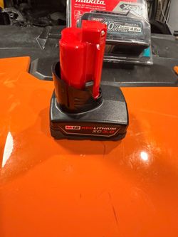 Milwaukee M12 RedLithium XC 3.0 Battery charger M12 M18 also