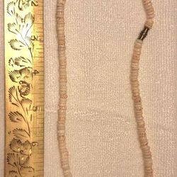 Hawaian Puka Shell Choker Necklace