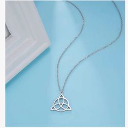 Trinity Knot Pendant Necklace