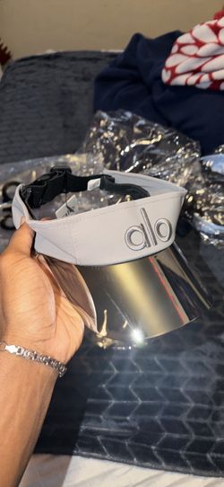 * BRAND NEW * ALO VISOR + TAGS