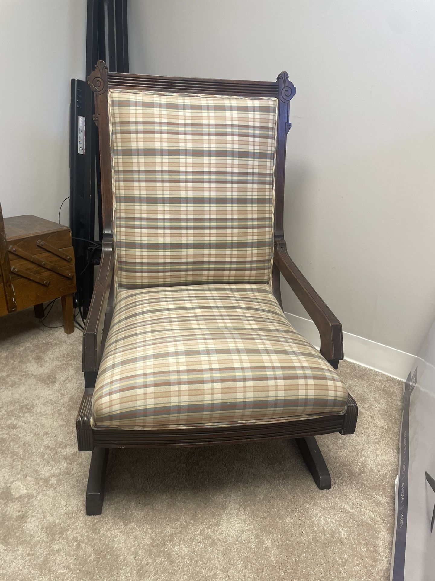 EASTLAKE ROCKING CHAIR
