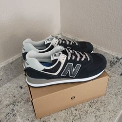 Priced To Sell Asap (Offering $40, Retails For $100+); Never Worn new balance Mens 574 classic Sneaker 