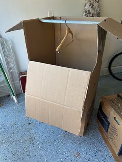Wardrobe Moving Box - Perfect to Move Your Closet - Only $10!