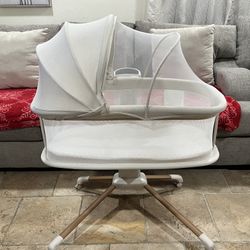 New Baby Bassinet 