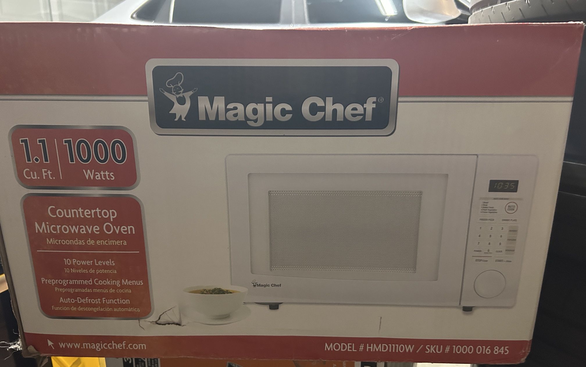 Magic Chef Microwave Oven - New!!!