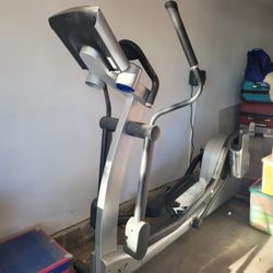 Life Fitness CommercIal Elliptical 