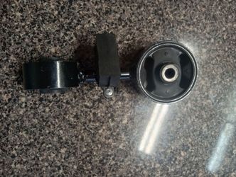 Engine Torque Rod Mounting for various Toyota models