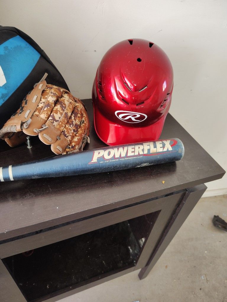 Kids Baseball Bundle 7-8 Yr Old (Bat,Mit,Helmet, Batting Gloves, Bat Bag, Nike Travel Bag)