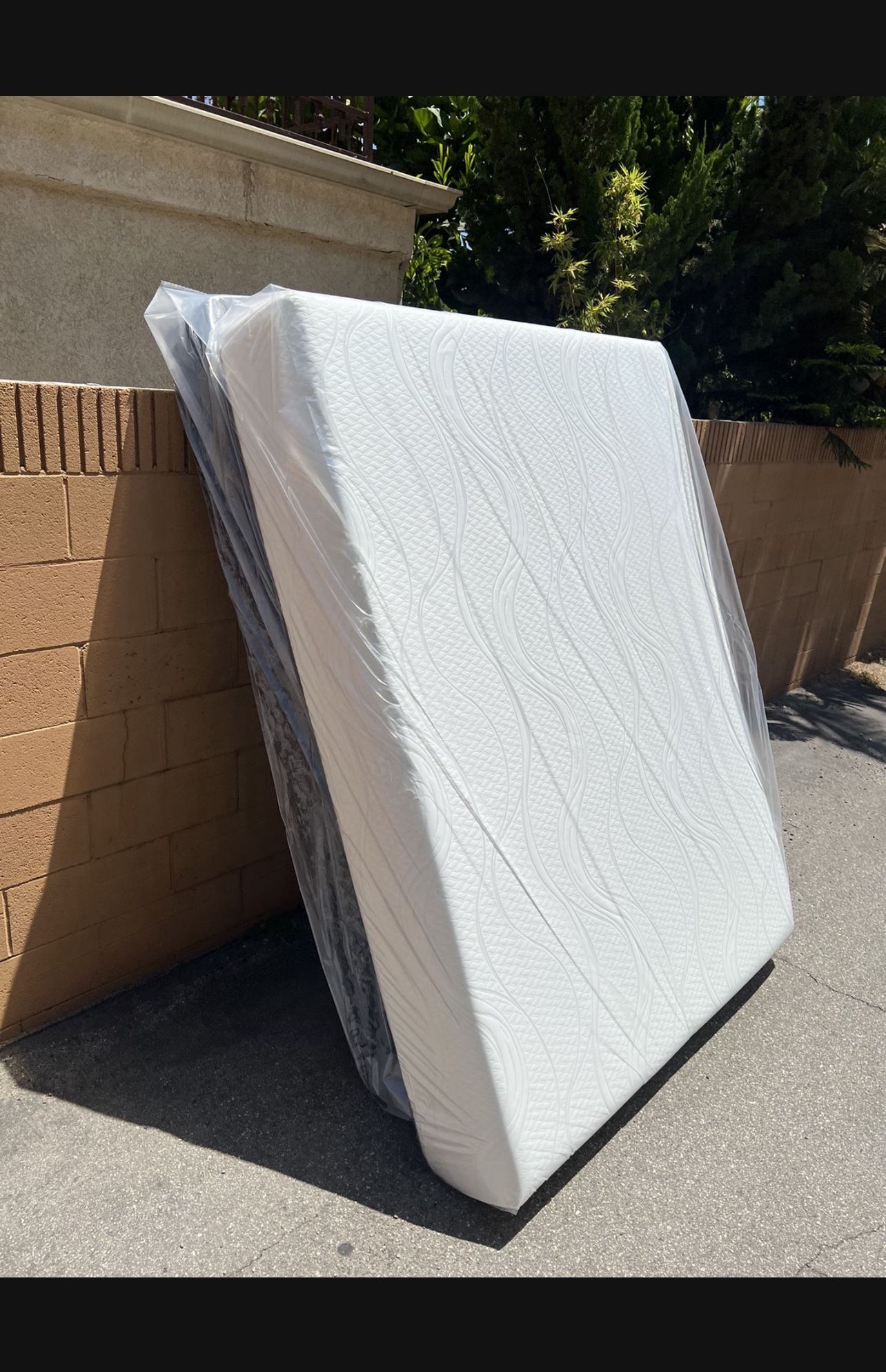 California King Or Eastern King Memory Foam Mattress And Box Spring Only