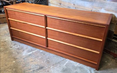 FREE DELIVERY! Mid-Century Danish Dresser
